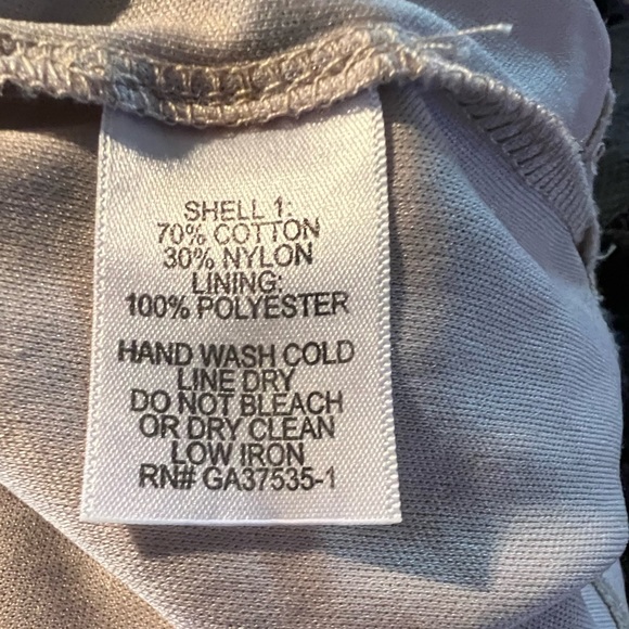 Monteau Lace style Dress with Lining - Picture 16 of 16